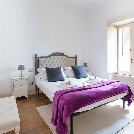 Capital Navona Luxury Apartment Casa E Appartamento Per Vacanze โรม ภายนอก รูปภาพ