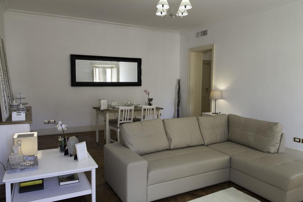 Capital Navona Luxury Apartment Casa E Appartamento Per Vacanze โรม ภายนอก รูปภาพ
